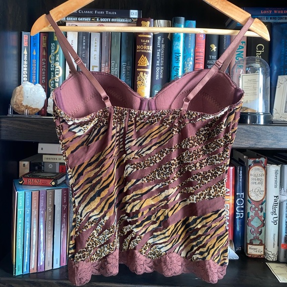 Soft Animal Print Top! - Picture 11 of 13